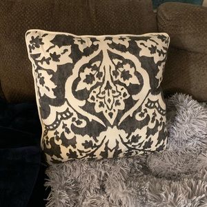 Decor pillows